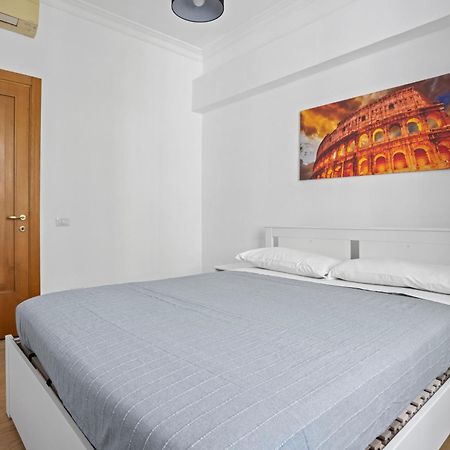 Appio Grand Apartment - S. Giovanni โรม ภายนอก รูปภาพ