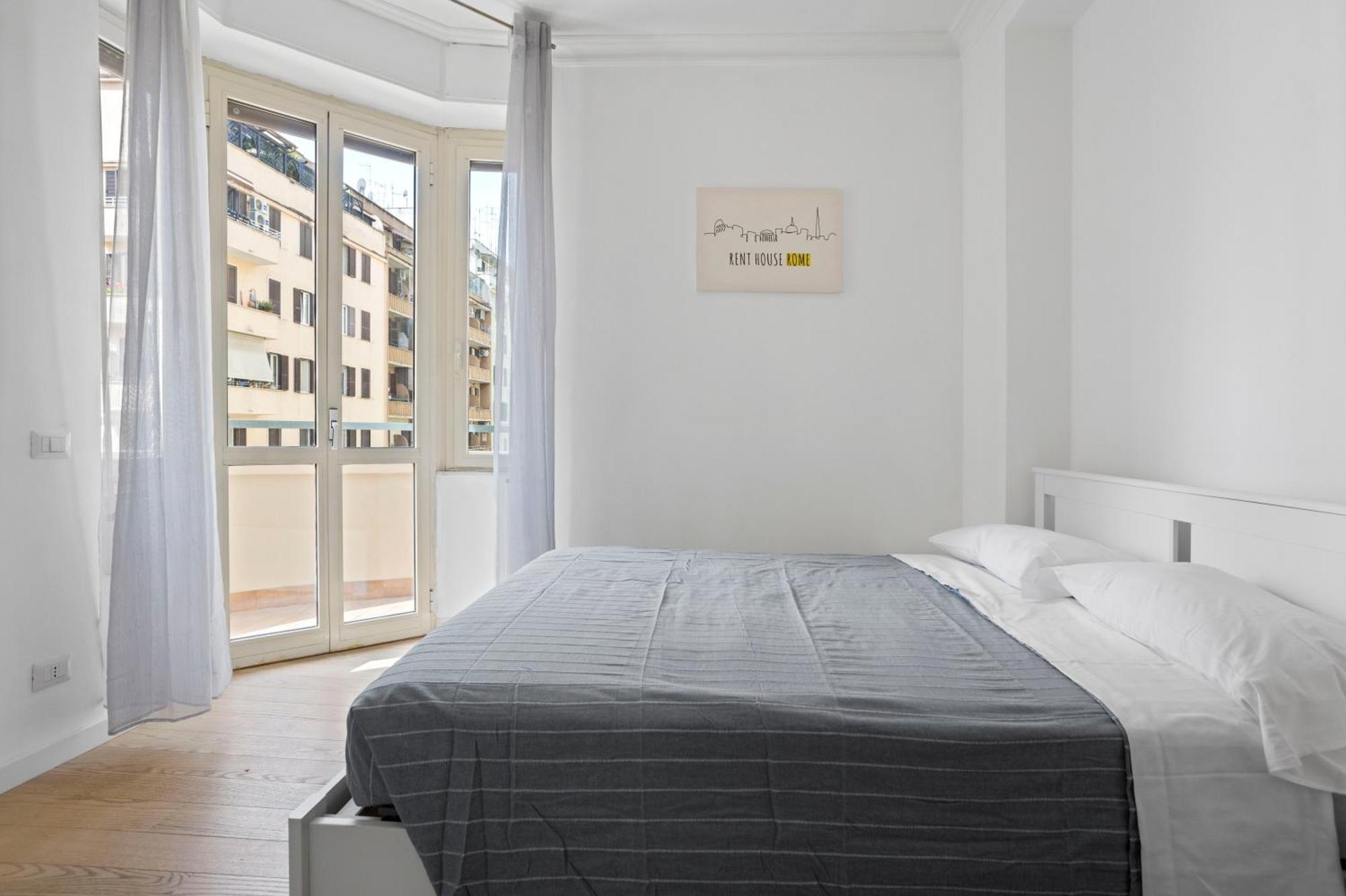 Appio Grand Apartment - S. Giovanni โรม ภายนอก รูปภาพ